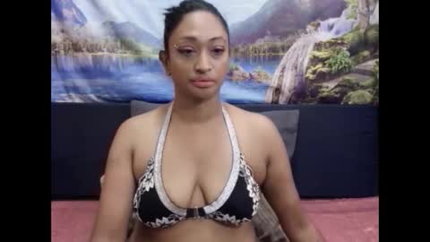 indianspice4u69 online show from December 15, 4:39 am