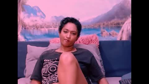 Snapshot of indianspicy69 chatting on January 17, 1:57 am Shreya online show from January 17, 1:57 am