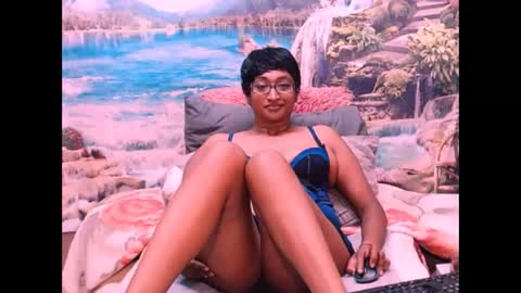 Snapshot of indianspicy69 chatting on January 31, 8:11 am Shreya online show from January 31, 8:11 am