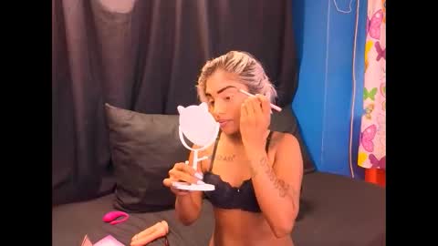 Snapshot of indiansumaya29 chatting on February 3, 6:51 am indiansumaya29 online show from February 3, 6:51 am