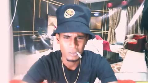 Snapshot of indianthuggin chatting on June 2, 7:38 pm BabyFace online show from June 2, 7:38 pm