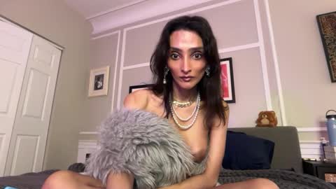 Indiantransgirlillinois online show from February 28, 8:15 am