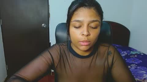 Aleja vallejo online show from December 6, 10:05 am