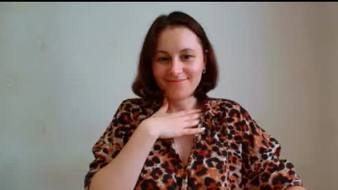 Snapshot of inessa_beauty chatting on July 14, 10:21 am Inessa online show from July 14, 10:21 am