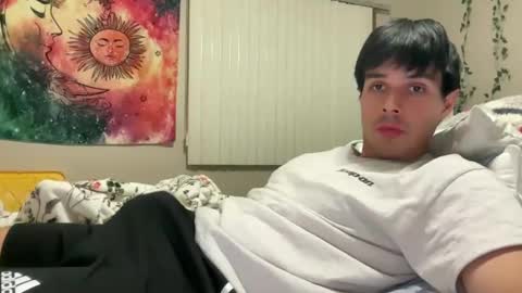 Lucas online show from December 18, 2:32 am