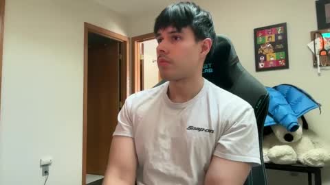 Lucas online show from February 17, 9:52 pm