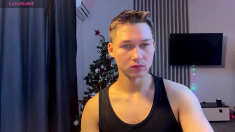 Snapshot of infernolustt chatting on January 9, 10:07 am infernolustt online show from January 9, 10:07 am