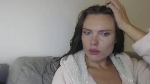 Sweet girl online show from October 5, 6:50 pm