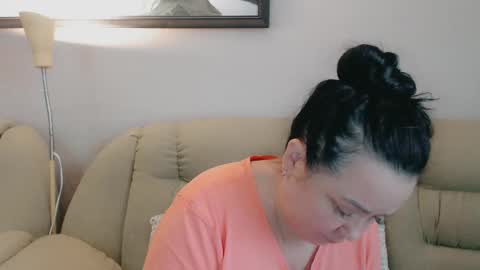 Snapshot of infinity_loveliness chatting on November 16, 7:36 am Infinity online show from November 16, 7:36 am