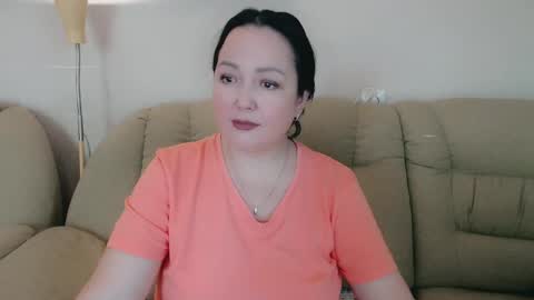 Snapshot of infinity_loveliness chatting on November 19, 9:09 am Infinity online show from November 19, 9:09 am