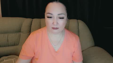 Snapshot of infinity_loveliness chatting on November 25, 7:52 am Infinity online show from November 25, 7:52 am