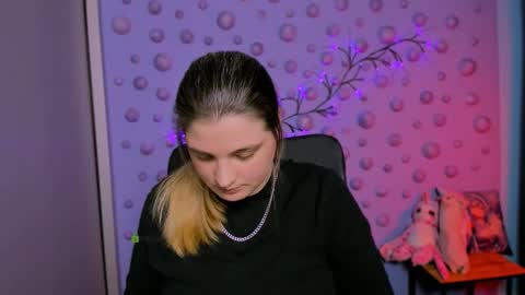 Snapshot of inga_gree chatting on January 6, 8:34 pm inga_gree online show from January 6, 8:34 pm