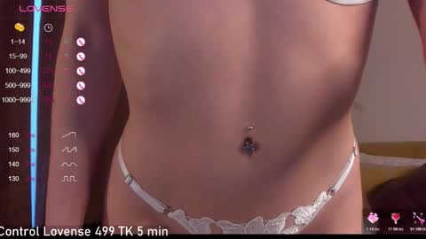 Vicki FANSLY ---   online show from February 20, 6:19 am