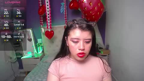 Snapshot of ingrid_casas chatting on February 27, 11:59 pm Ingrid petite online show from February 27, 11:59 pm