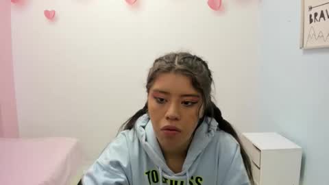 Snapshot of ingrid_casas chatting on October 11, 1:53 pm Ingrid petite online show from October 11, 1:53 pm