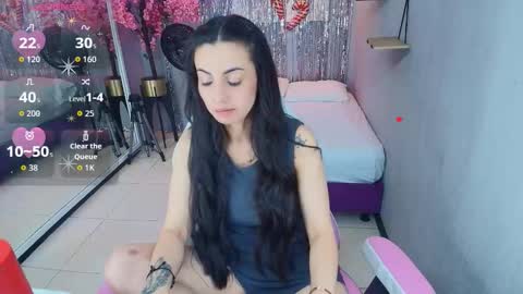 Ingrid online show from December 18, 7:53 pm