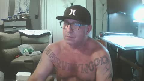 inittogetitin online show from December 4, 12:03 pm