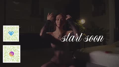 Im Senise Welcome to my room My instagram  online show from February 10, 6:28 am