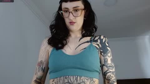 Valerie online show from April 11, 4:11 pm