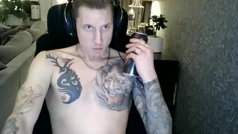 Snapshot of inkedsweed69 chatting on November 10, 4:39 pm inkedsweed69 online show from November 10, 4:39 pm