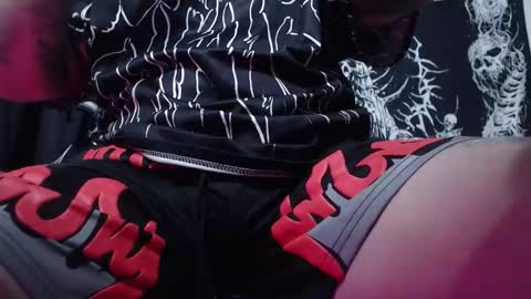 Snapshot of inmortal_master chatting on October 5, 8:18 pm inmortal lamb online show from October 5, 8:18 pm