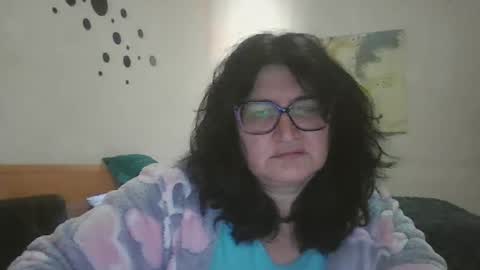 inna46_ online show from April 14, 8:31 am