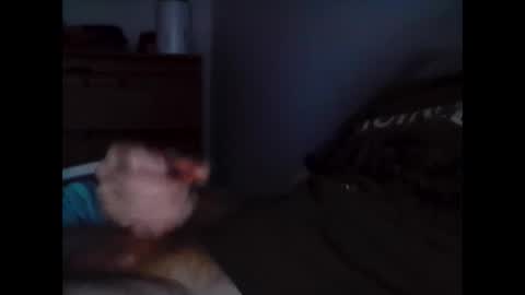 Snapshot of inness06 chatting on December 1, 9:58 am inness06 online show from December 1, 9:58 am