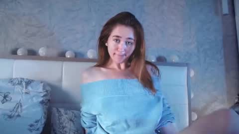 Lina online show from October 7, 12:13 pm