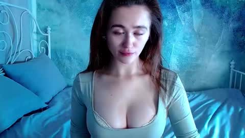 Lina online show from December 15, 1:21 am