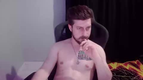 innocenntdevill40 online show from April 29, 8:26 pm