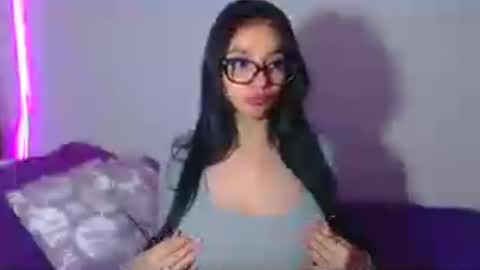 Snapshot of innocent_fox chatting on July 1, 2:57 am Abril online show from July 1, 2:57 am