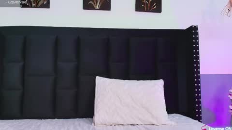 SELENA  online show from December 25, 3:17 pm