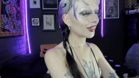   SANIA  online show from November 4, 5:45 pm