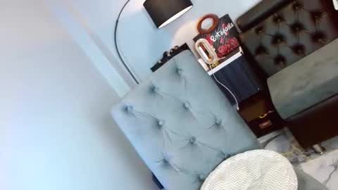 insatiable_queen16 online show from December 13, 8:04 pm