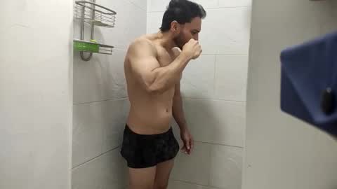 INSTAGRAM  camilodlx online show from November 24, 3:34 pm