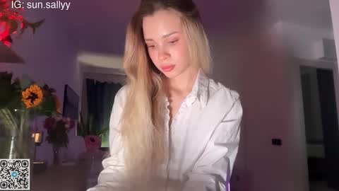 Sully and Kate online show from December 1, 7:41 pm