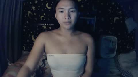 Snapshot of insulting_whoreifica chatting on October 8, 10:57 am MAXINE online show from October 8, 10:57 am