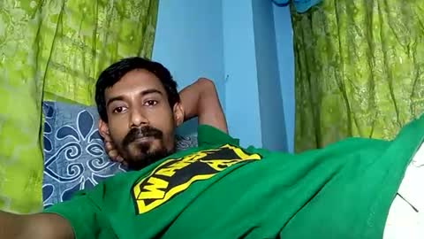 interne8famous online show from April 13, 4:29 am