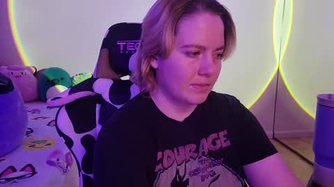 Faye online show from January 30, 3:44 am