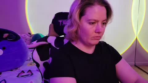 Faye online show from February 4, 4:15 am