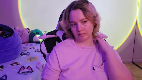 Faye online show from February 27, 10:15 am