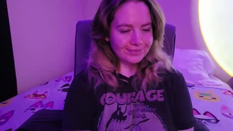 Faye online show from December 3, 7:27 am