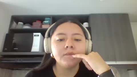 Iris 3 online show from April 10, 2:33 pm