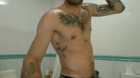 intothekinky online show from June 24, 6:51 pm