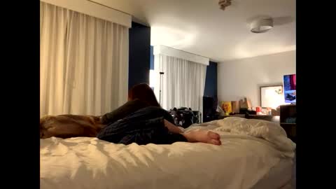 IntoTheWoodsWeGo online show from December 3, 1:35 am