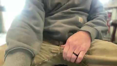 Snapshot of iowafarmcock chatting on February 1, 3:21 pm iowafarmcock online show from February 1, 3:21 pm