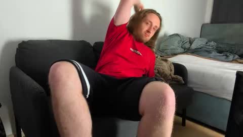 Snapshot of ipipo42o chatting on January 14, 3:56 am DrownMentally online show from January 14, 3:56 am