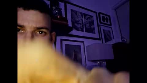 Snapshot of irenardo1 chatting on March 11, 5:35 am irenardo1 online show from March 11, 5:35 am