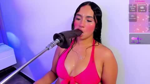 Snapshot of irene_lopes chatting on March 25, 3:34 am irene_lopes online show from March 25, 3:34 am