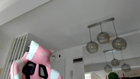 Ir s room online show from December 16, 4:39 am